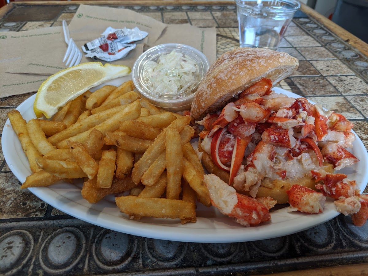 Acton seafood company - Photo 9