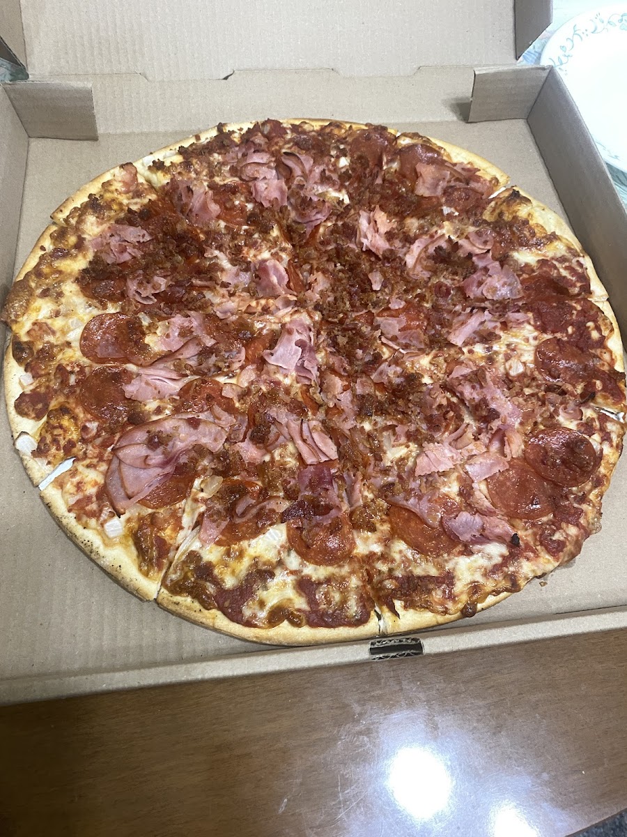 Chuck Wagon Pizza - Photo 6