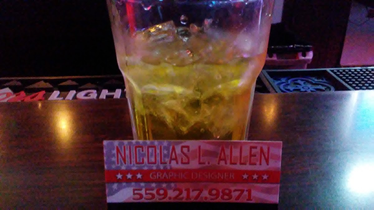 Yukon's Tavern & Grill - Photo 9