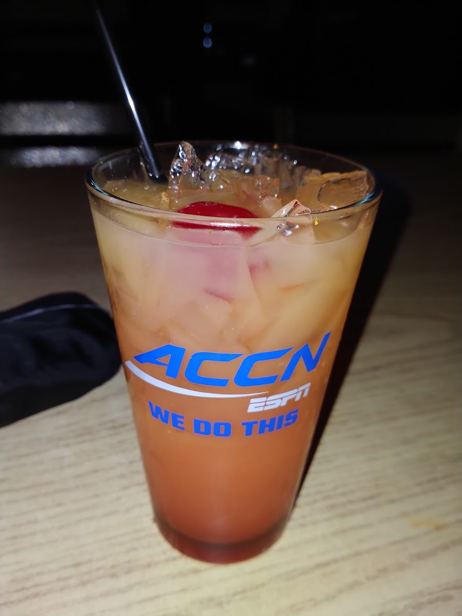 Yukon's Tavern & Grill - Photo 5
