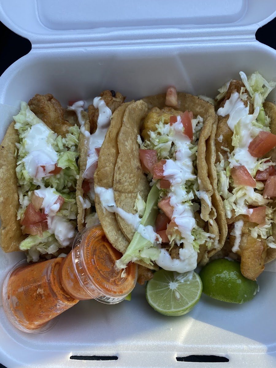 Juanita's Tacos y Mariscos - Photo 4