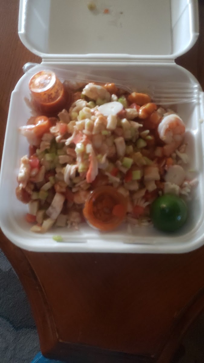 Juanita's Tacos y Mariscos - Photo 7