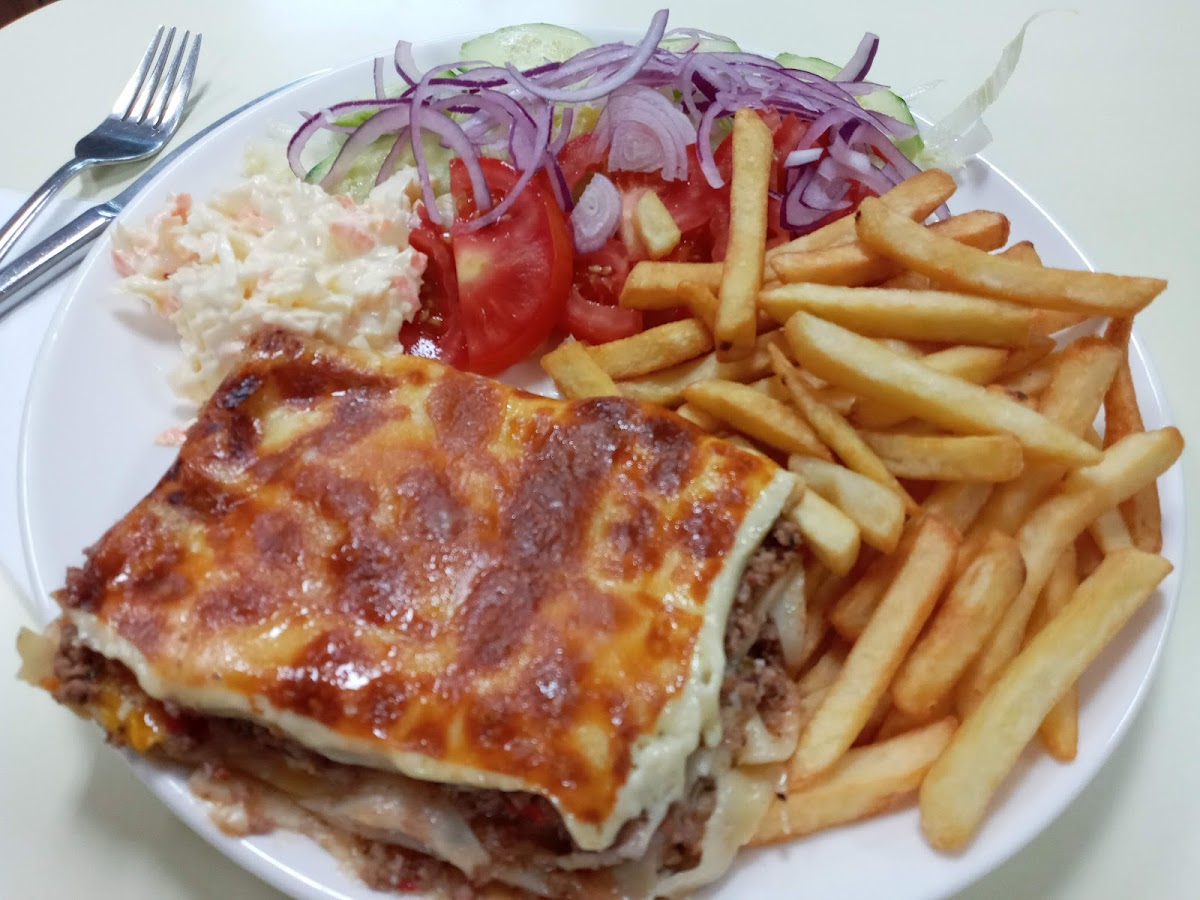 Hulya's Cafe - Photo 9