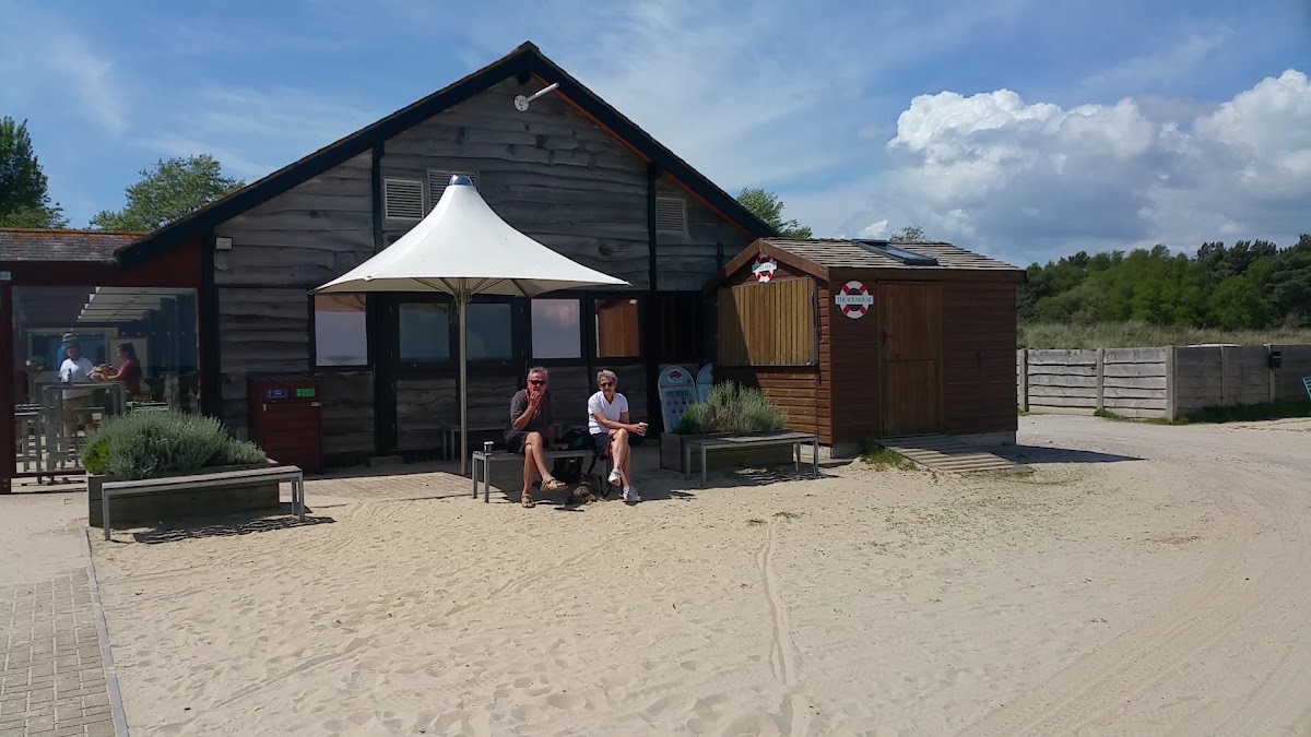 Knoll Beach Cafe - Photo 1