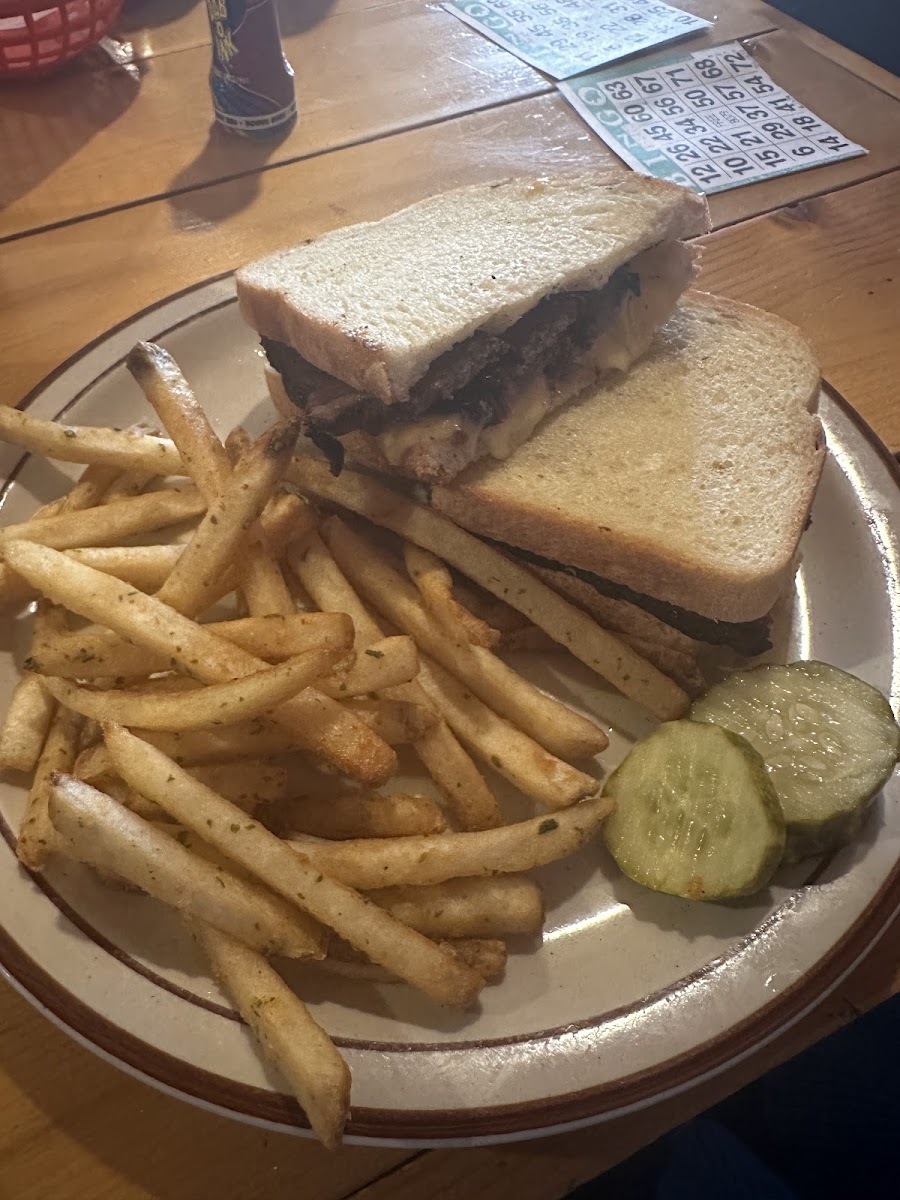 Hooked at Outboards Bar and Grill - Photo 7