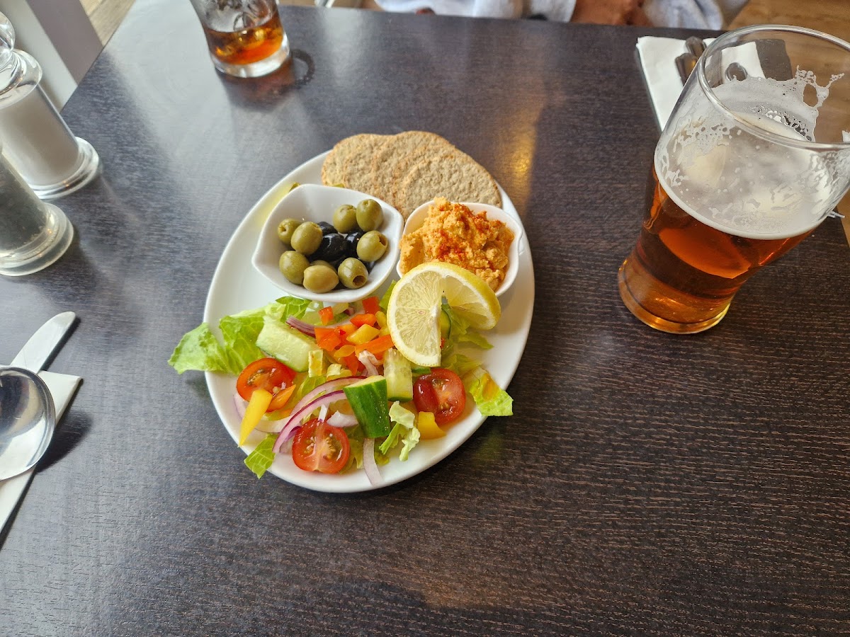 The Waterside Cafe Bistro - Photo 9