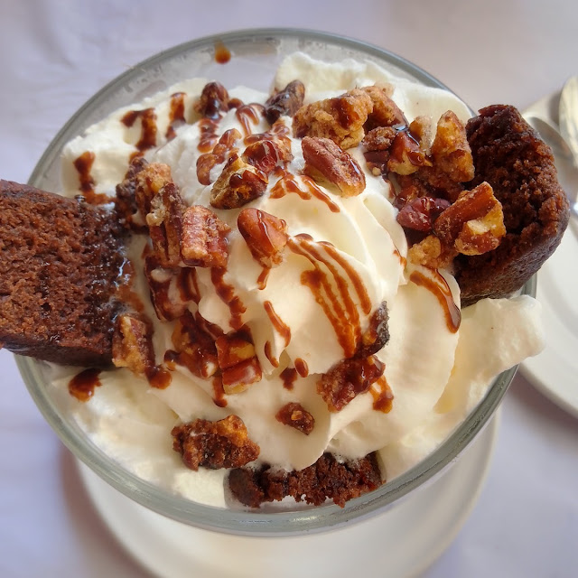 Brownie with Ice Cream
