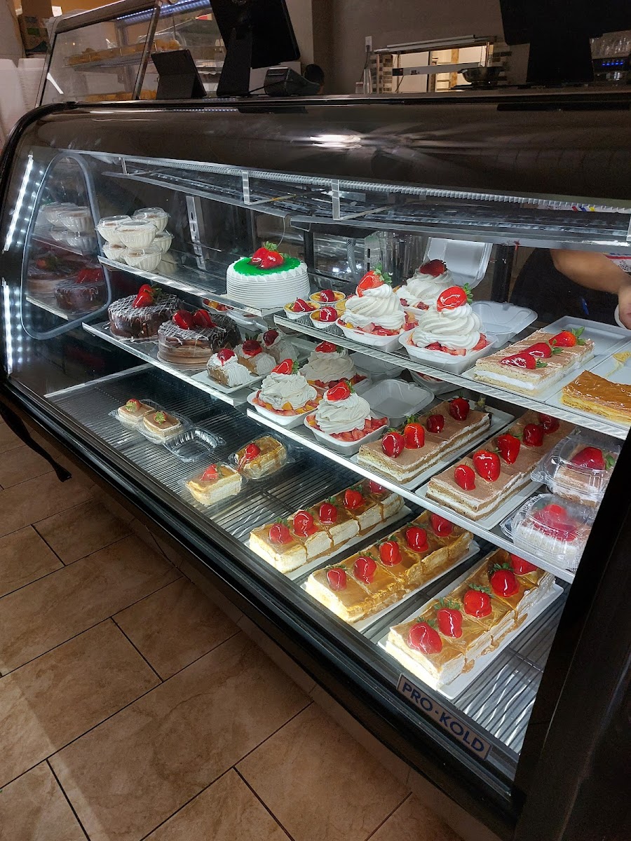 La Colombianita Restaurant - Photo 3