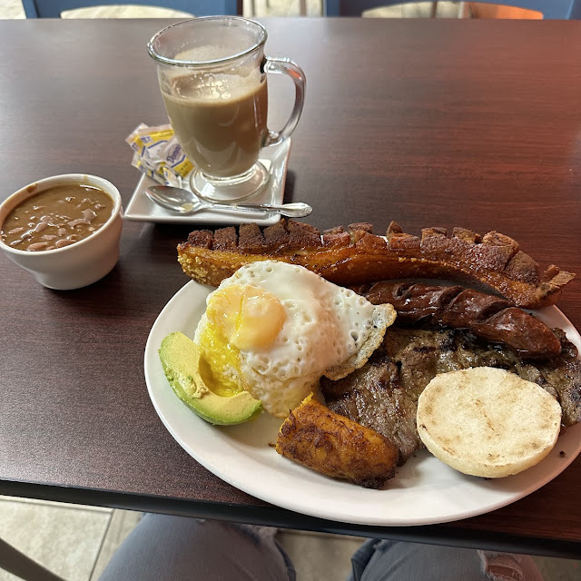 Cafe Con Leche