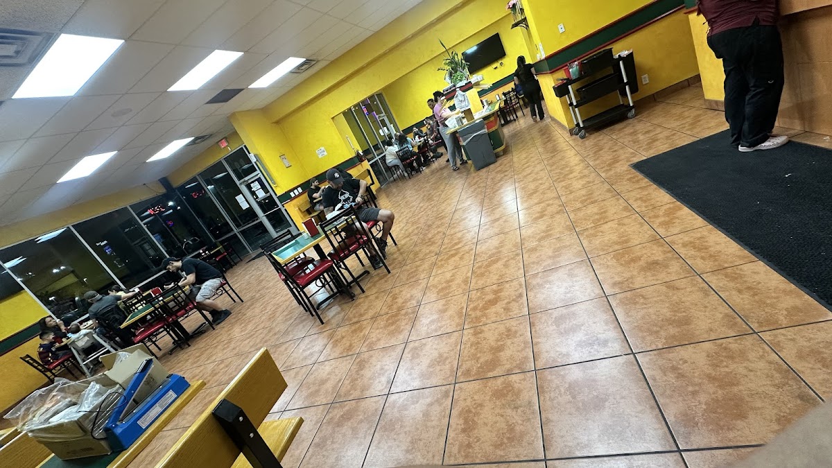 Taqueria El Cometa - Photo 2