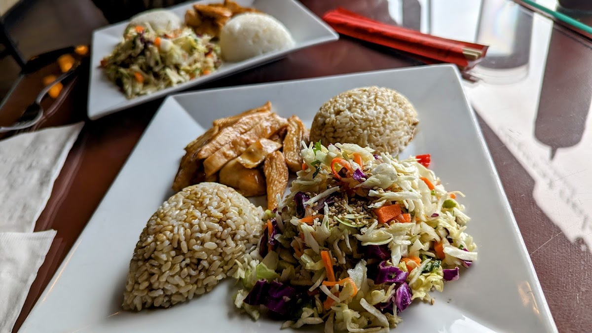 Chelan Teriyaki Bistro - Photo 2
