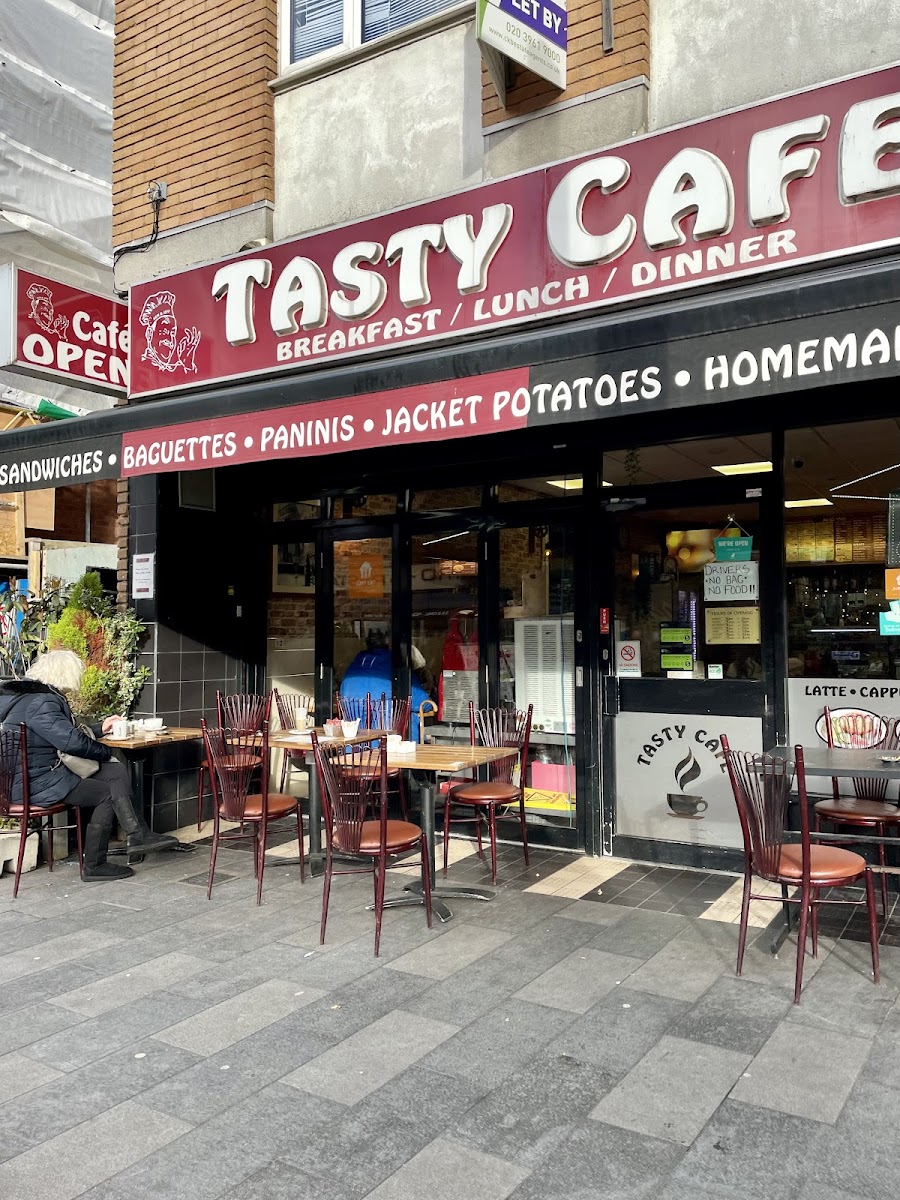 Tasty Cafe London - Photo 2