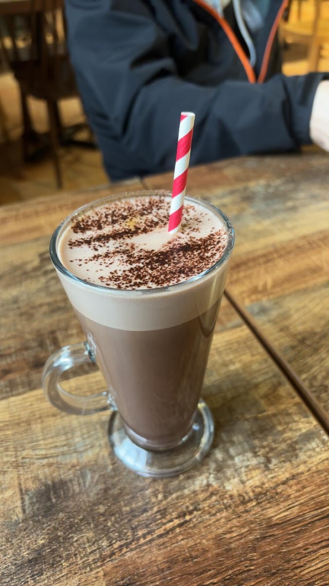 The Stables Café, Heaton Park - Photo 8