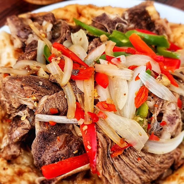 Spicy Lamb Chops with Naan Bread