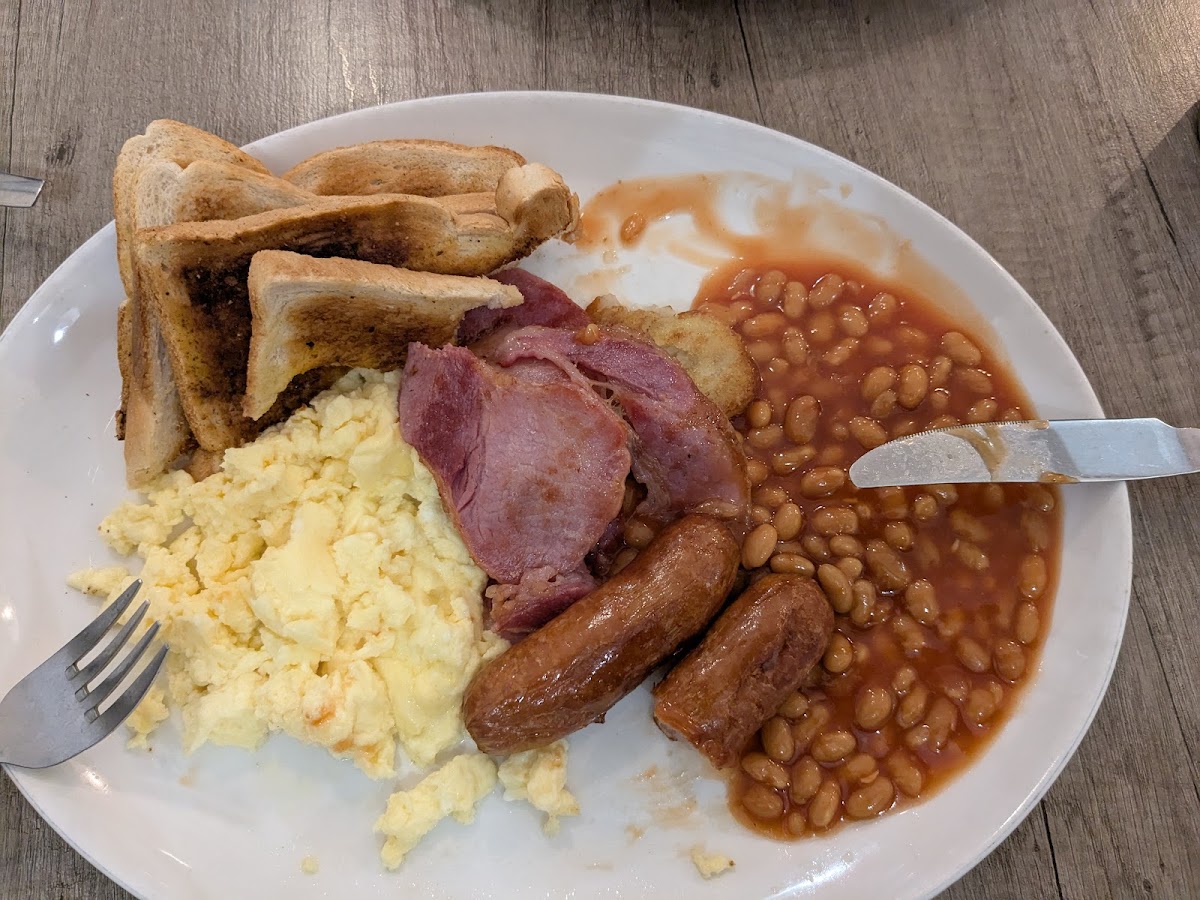 Spencer's Cafe - Cheltenham - Photo 2