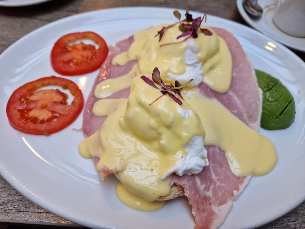 Spencer's Cafe - Cheltenham - Photo 7