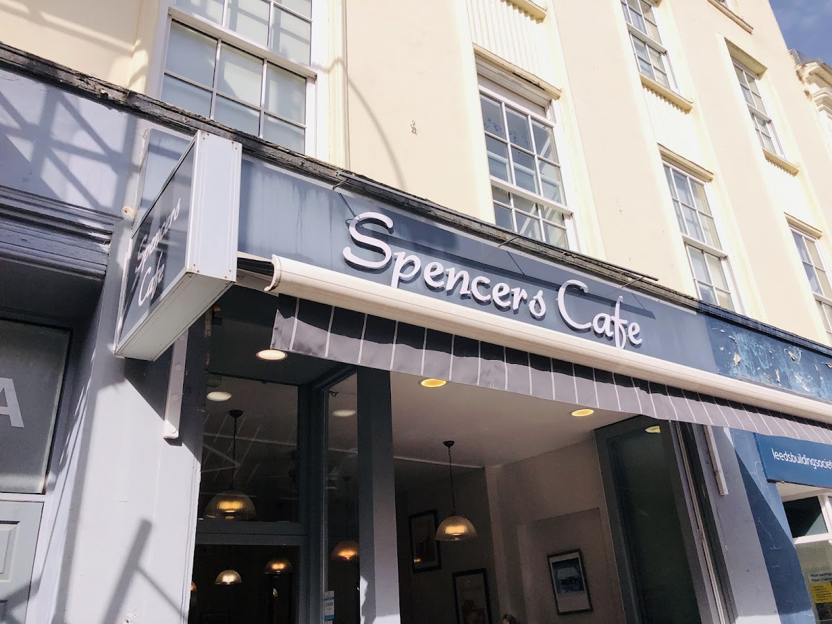 Spencer's Cafe - Cheltenham - Photo 8