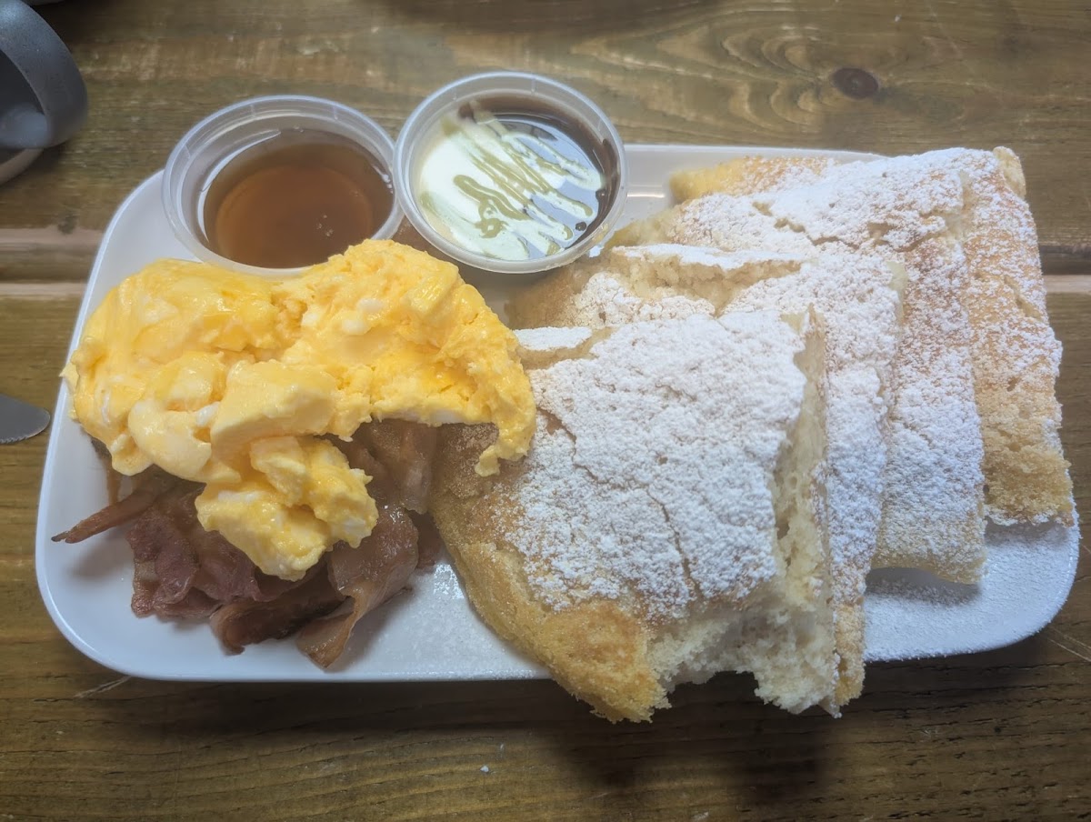 The Breakfast Lounge - Photo 3