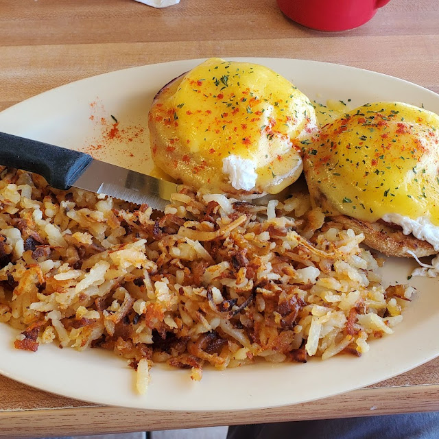Eggs Benedict