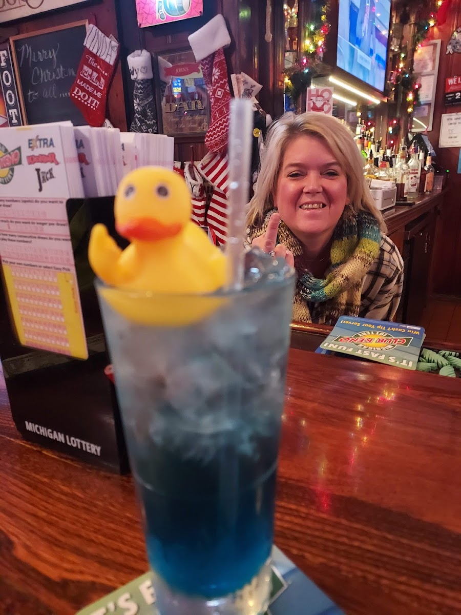 City Limits Tavern - Photo 8