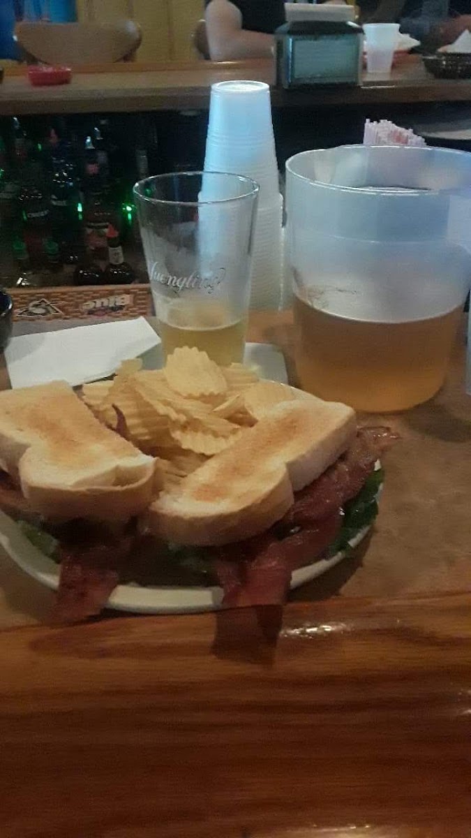 Talerico's Bar & Grill - Photo 9