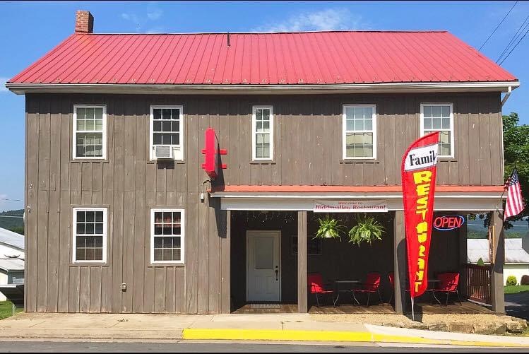 The Hidd'n Valley Restaurant - Photo 2