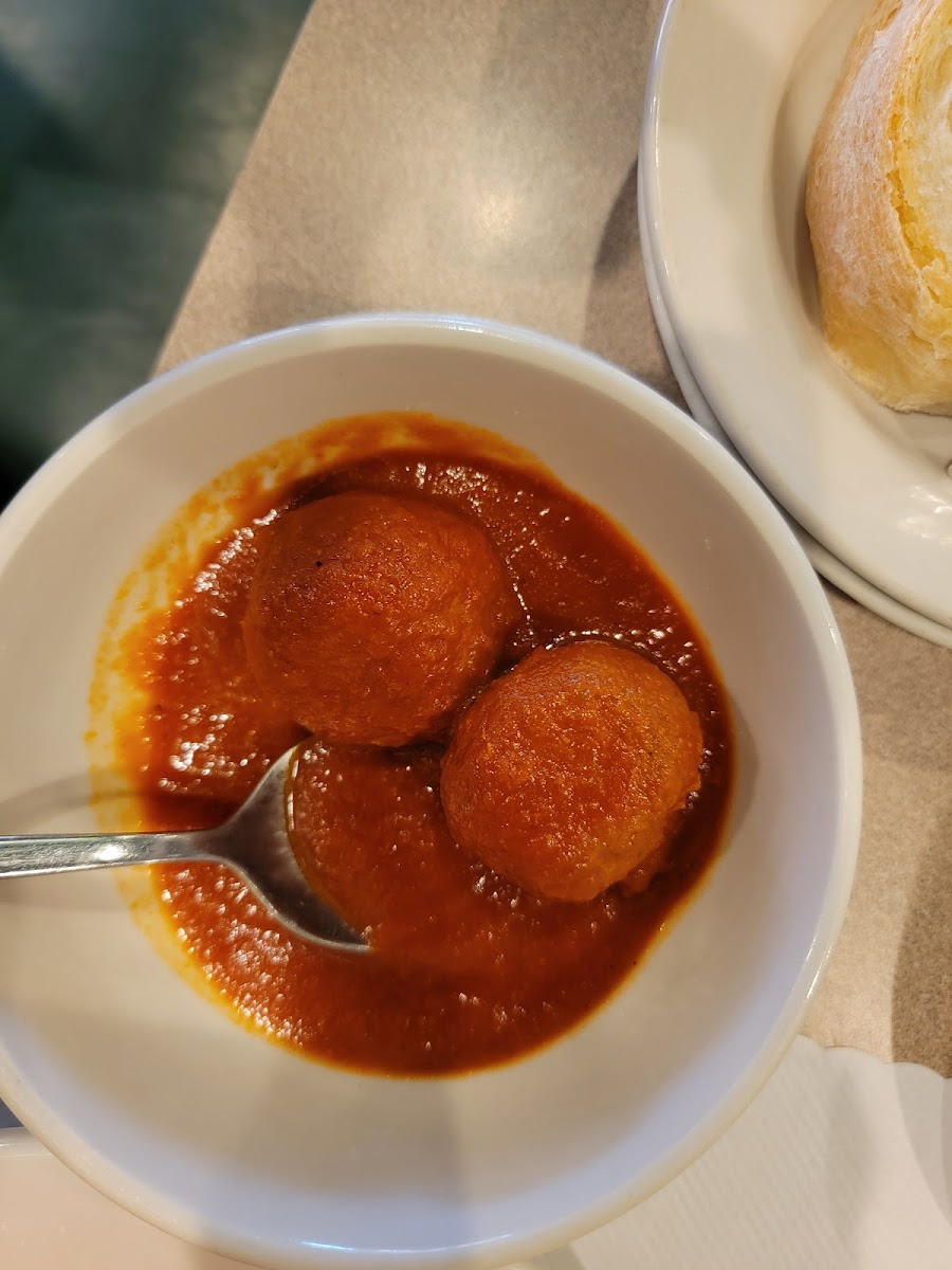 LaRoccas Pizza & Pasta - Photo 2