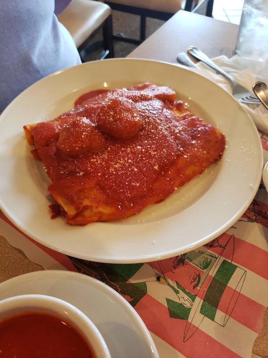 LaRoccas Pizza & Pasta - Photo 6