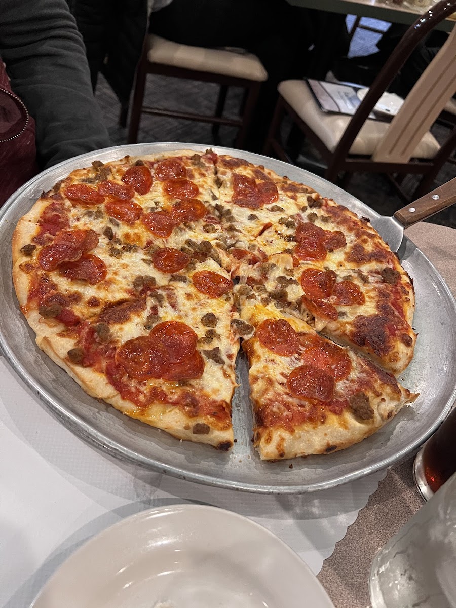 LaRoccas Pizza & Pasta - Photo 8