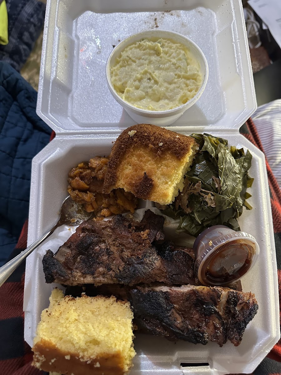 Annie Lee's Southern Kitchen - Photo 1