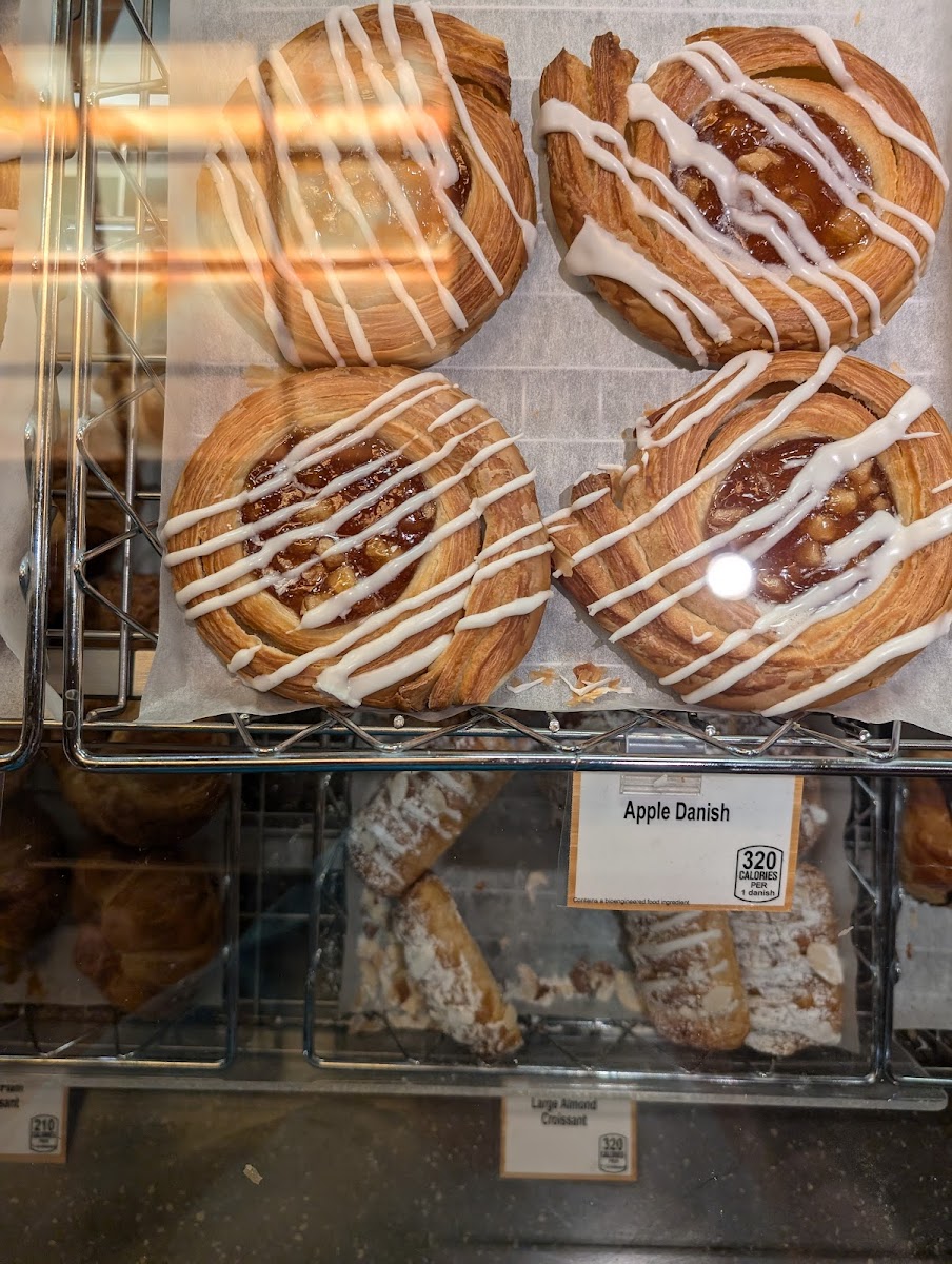 Wegmans Market Café - Photo 9