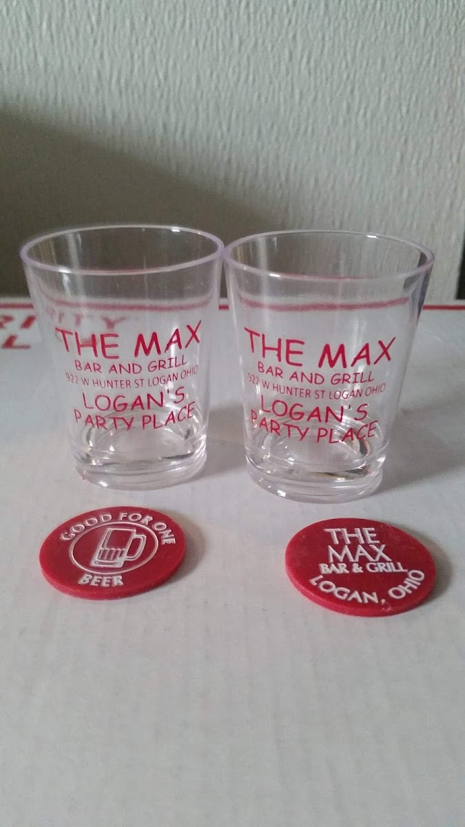 The Max Bar & Grill - Photo 7