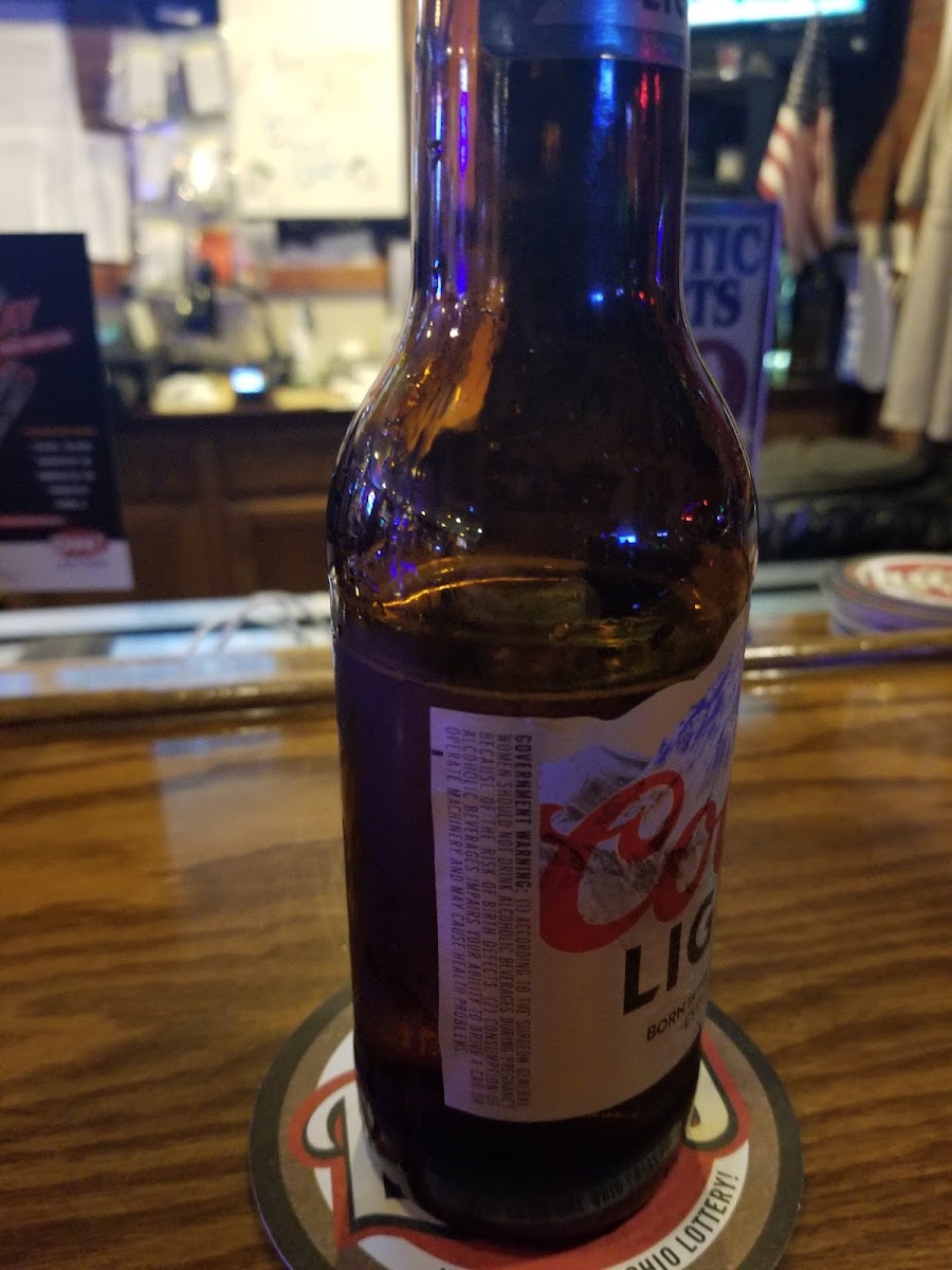 The Max Bar & Grill - Photo 8