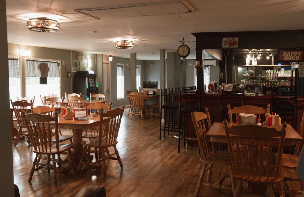 Big E's Pub & Grill