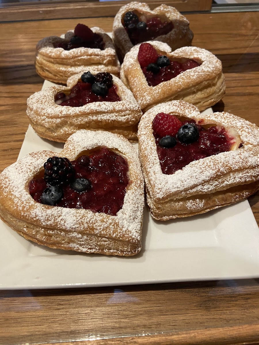 The Broken Tart - Photo 2