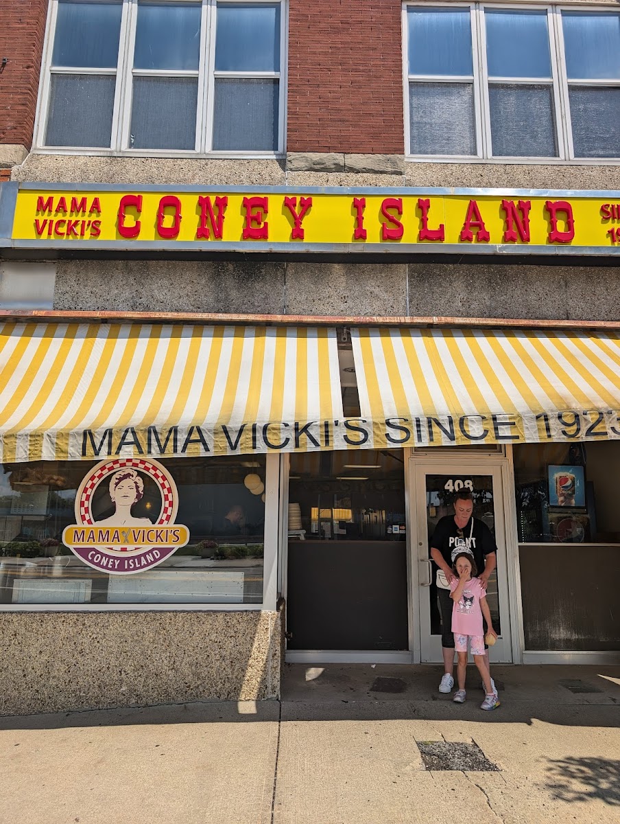 Mama Vicki's Coney Island - Photo 3