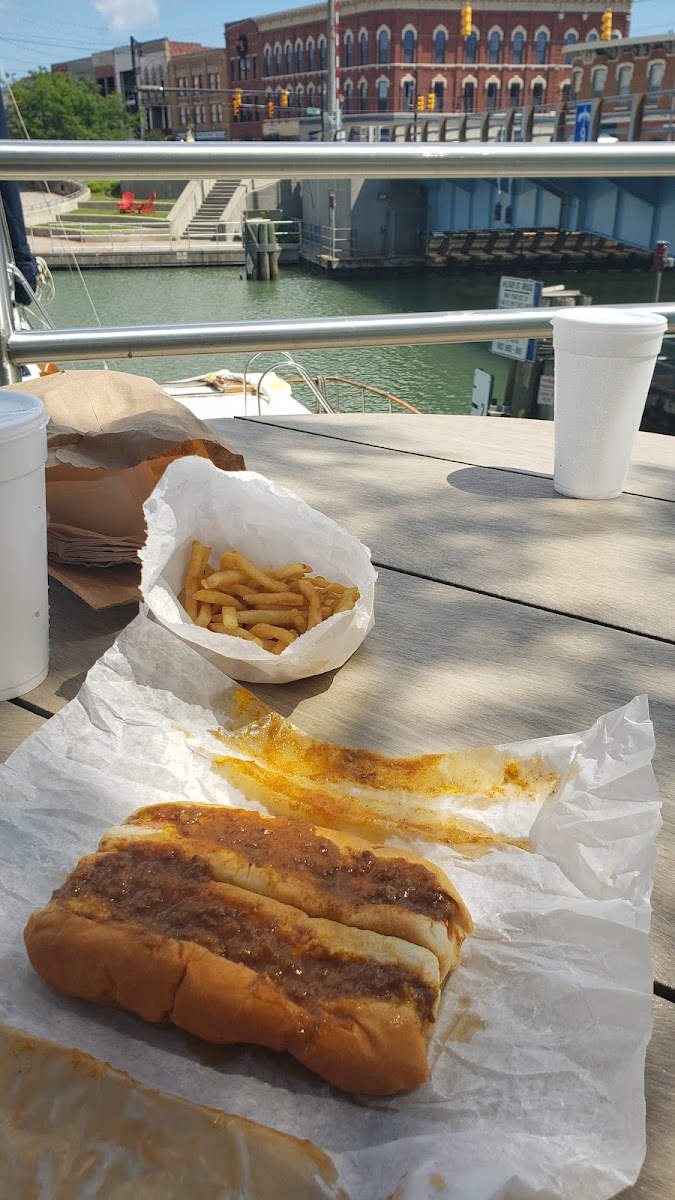 Mama Vicki's Coney Island - Photo 5