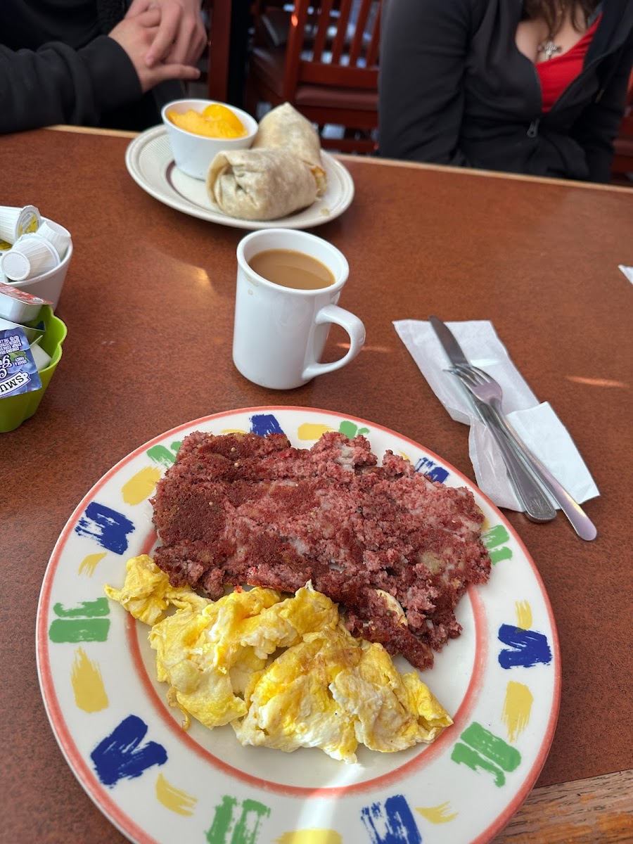 Hill's Coffee Shop - Photo 2