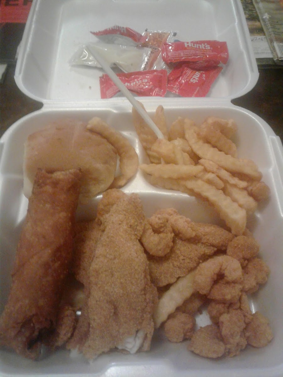 John's Seafood - Photo 7