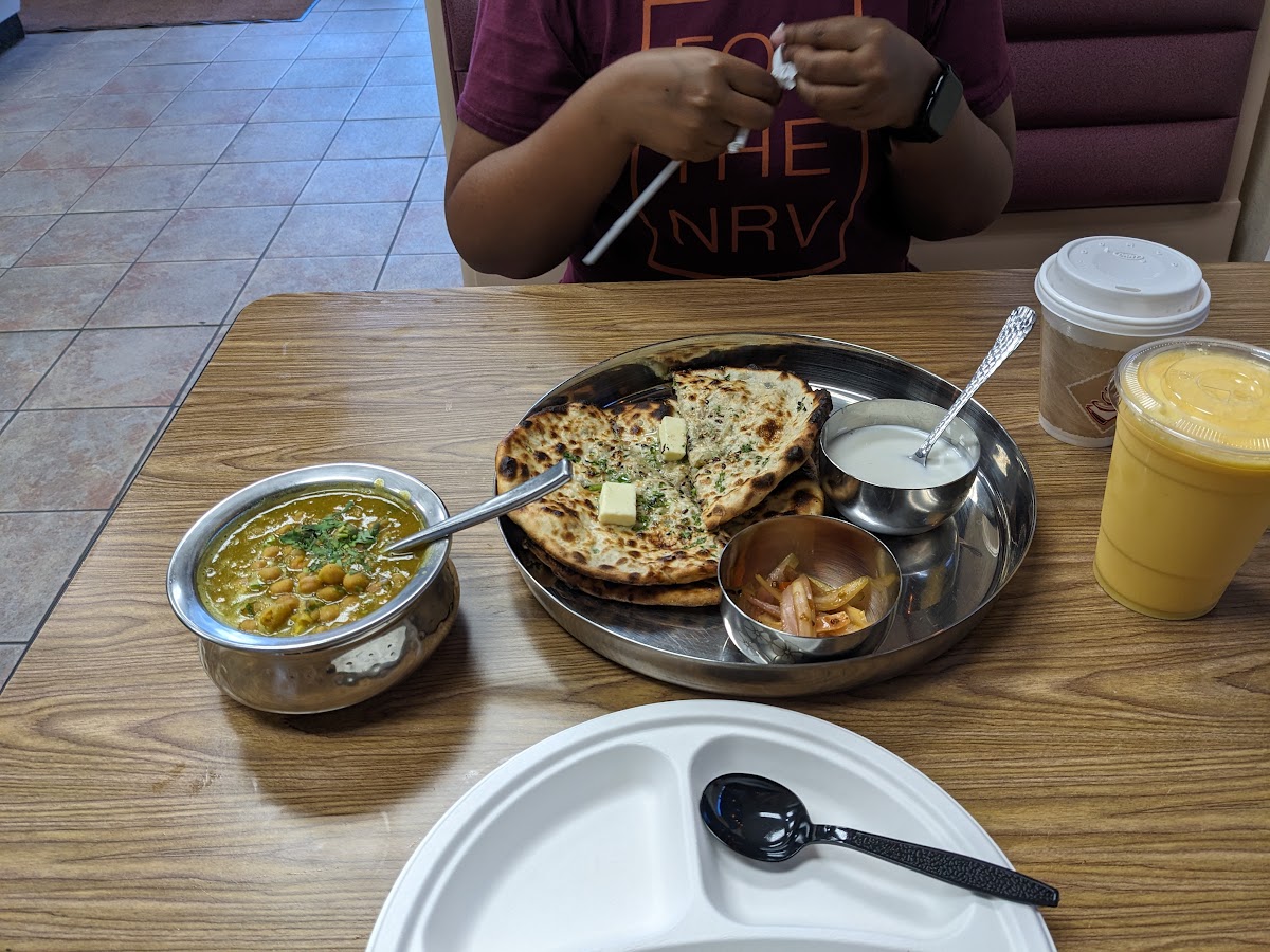 Punjabi Dhaba - Photo 3