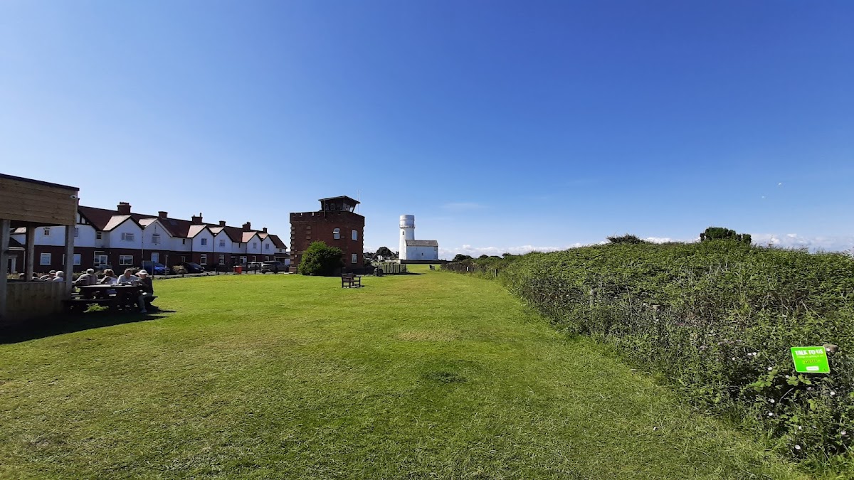 Cliff Top Cafe & Beach Shop - Photo 3