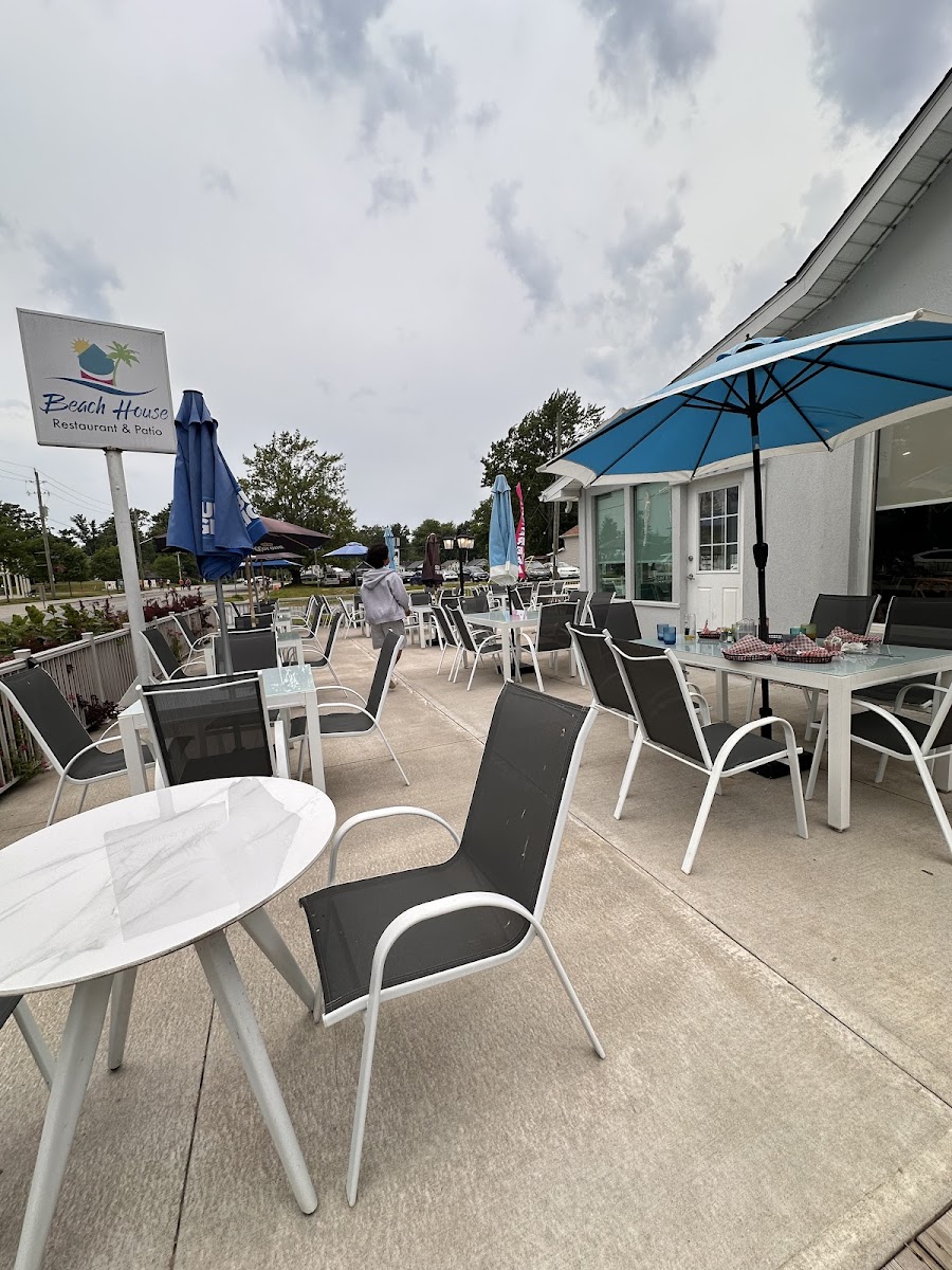 Beach House Restaurant - Photo 3