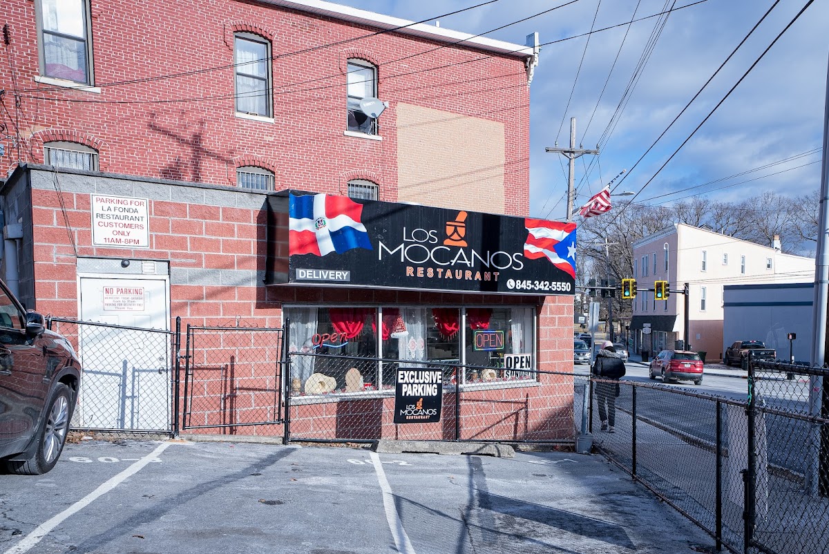 Los Mocanos Restaurant