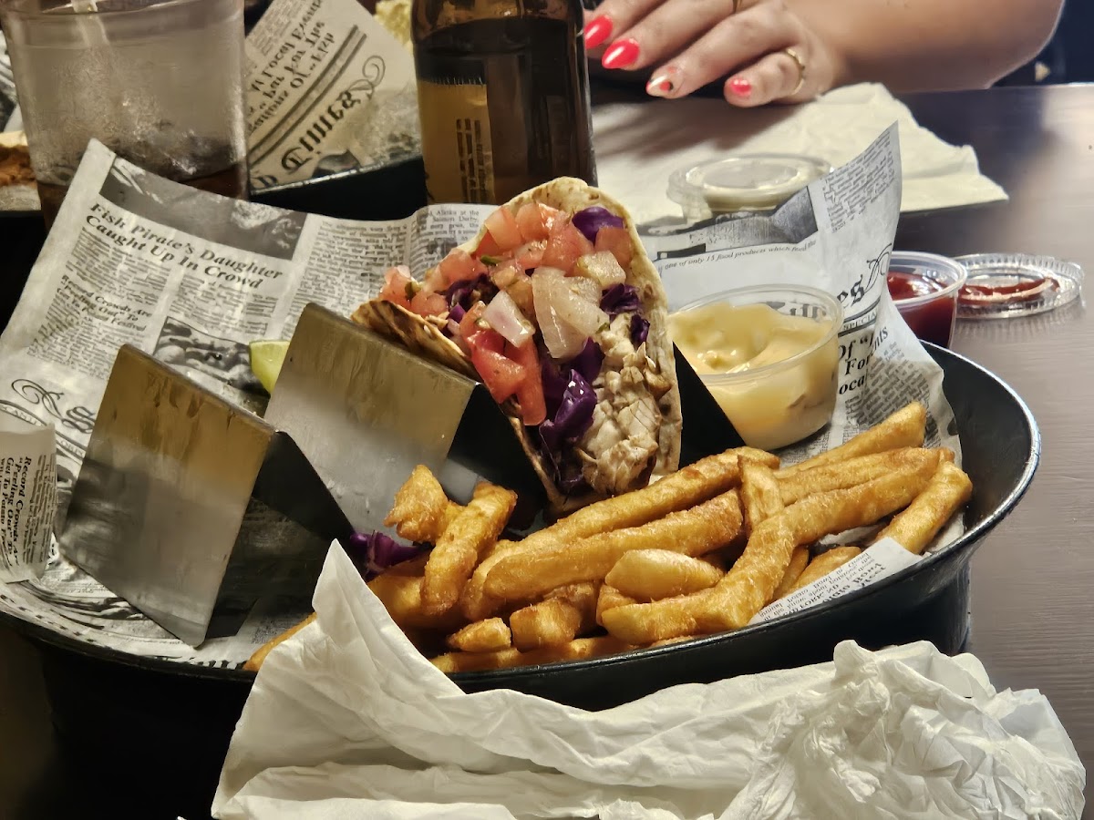 Sea & Soul Bar & Grille - Photo 2