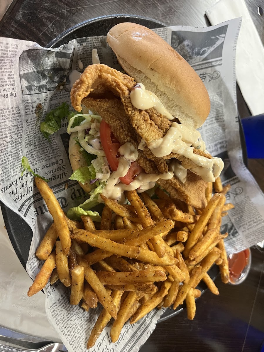 Sea & Soul Bar & Grille - Photo 8