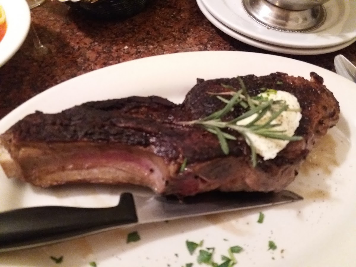Zaccone's Restaurant - Photo 9