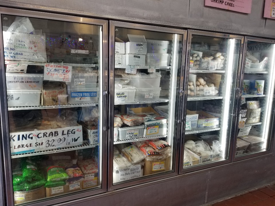 Park's Seafood and Fish Market - Photo 3