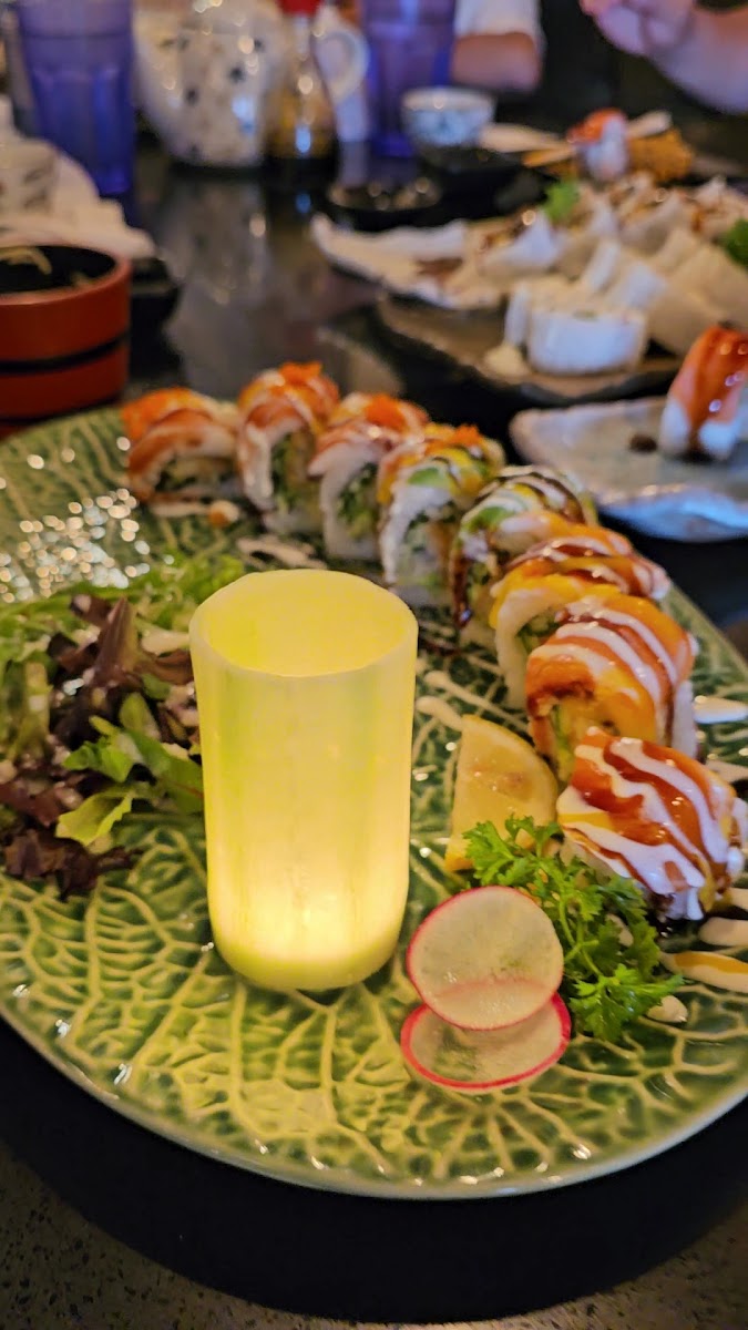 DAMOA SUSHI - Photo 1