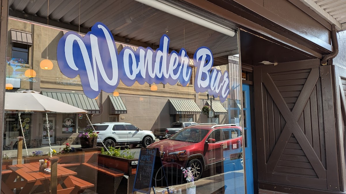 The Wonder Bur Steakhouse & Lounge - Photo 2