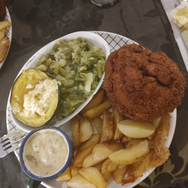 Chicken Cordon Bleu Sauce Chips and Veggies